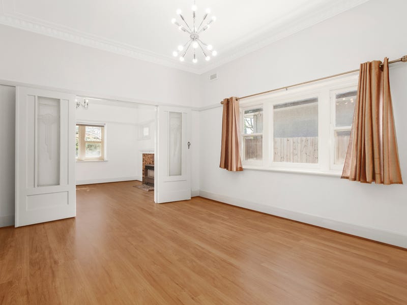 8 Euston Road, Hughesdale, VIC 3166