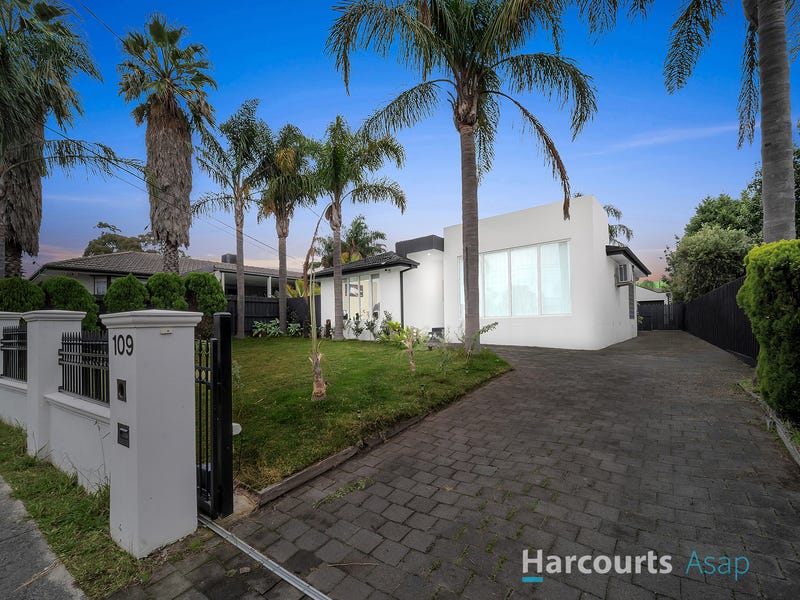 109 Tiverton Drive, Mulgrave, Vic 3170 House for Sale