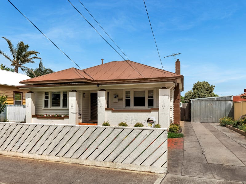 17 Salisbury Street Werribee Vic 3030
