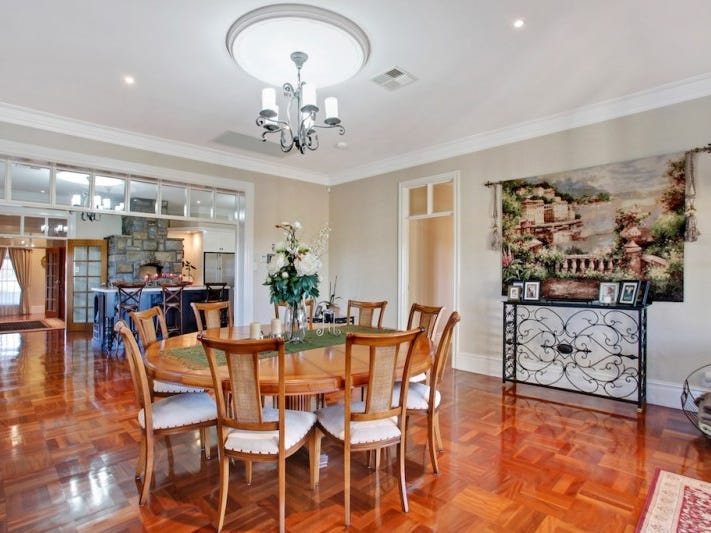 2 Crawford Creek Place, Razorback, NSW 2571 Property Details