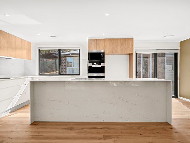 10 Mitta Place, Kaleen, ACT 2617 House for Sale