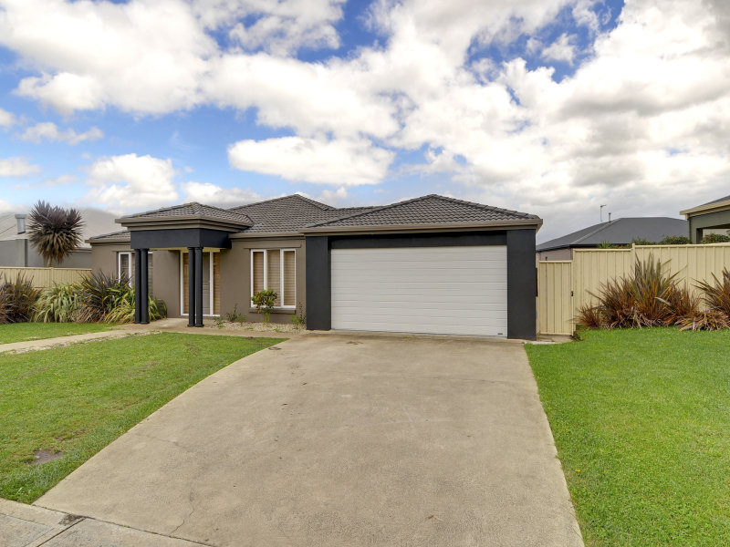 13 Duxbury Drive, Traralgon, Vic 3844 Property Details