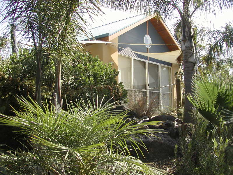 4/18 St. Kilda Street, Inverloch, Vic 3996 Property Details