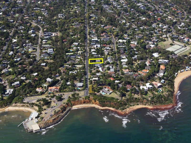 22 Canadian Bay Road, Mount Eliza, VIC 3930