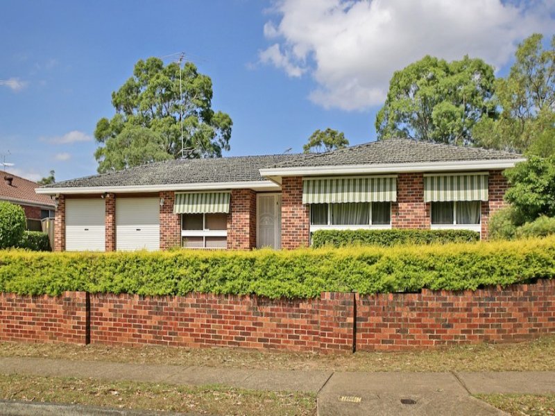 82 The Parkway, Bradbury, NSW 2560 Property Details