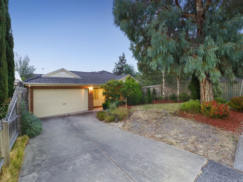 2 Willow Road, Upper Ferntree Gully, VIC 3156