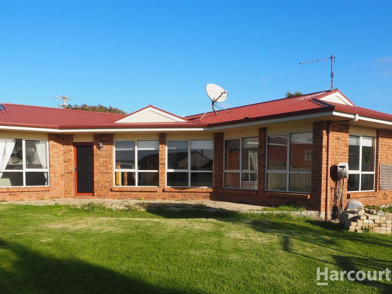 104 Bellbuoy Beach Road, Low Head, TAS 7253