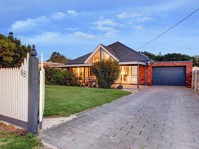 88 Nepean Hwy, Dromana, Vic 3936 Property Details