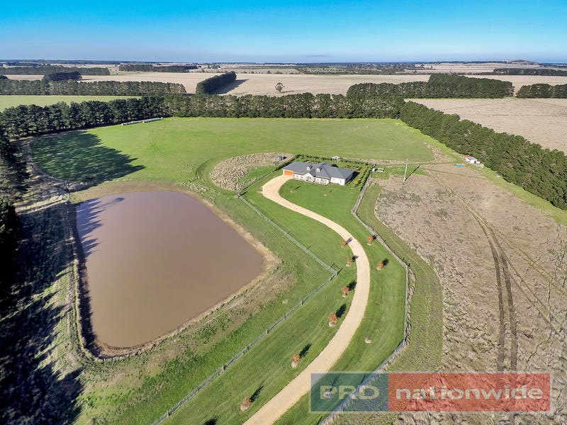 1956 Ballanmeredith Road, Mount Wallace, VIC 3342