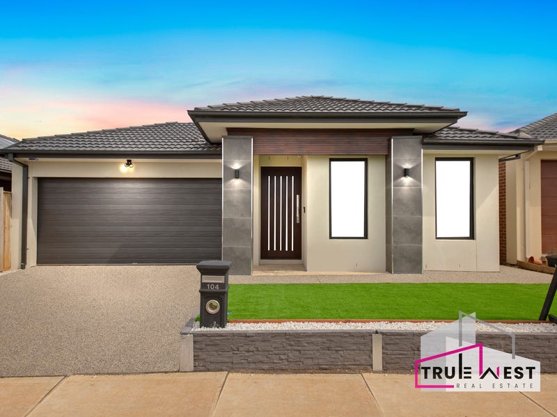 104 Restful Way, Rockbank, Vic 3335 Property Details