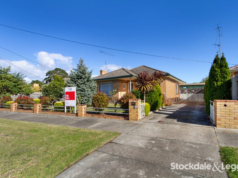 13 Davey Street, Morwell, VIC 3840