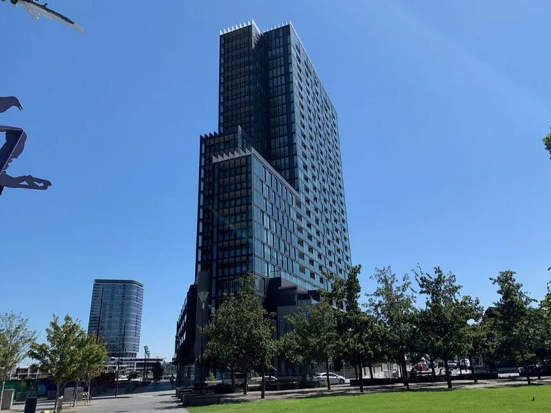 Real Estate & Property for Sale in Port Melbourne, VIC 3207 (+1