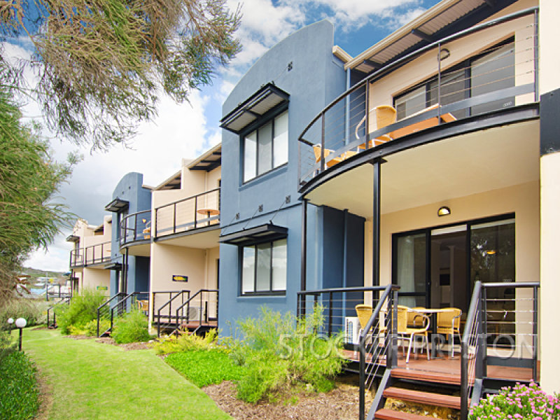 127/1 Resort Place, Gnarabup, WA 6285 Property Details