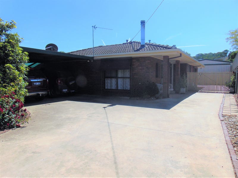 28 Paisley Crescent, Mooroopna, Vic 3629 Property Details