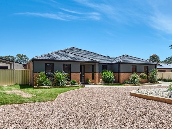 178 Edwards Road, Maiden Gully, VIC 3551