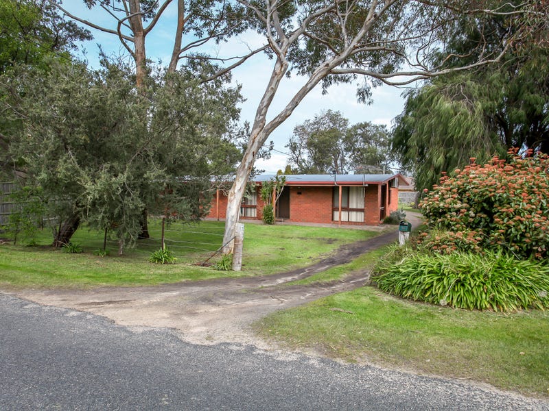 37 Russell Street, Tootgarook, Vic 3941 Property Details