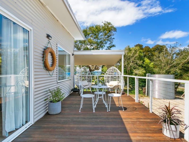 319 National Park Road, Loch Sport, VIC 3851