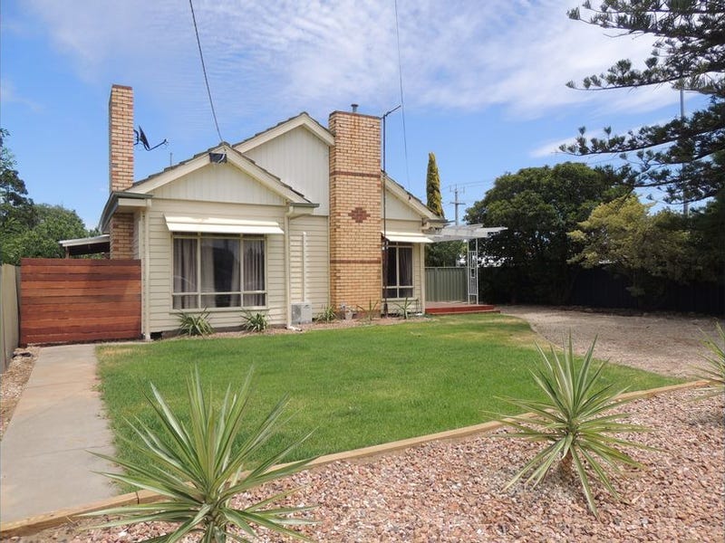 2 corio st, Shepparton, Vic 3630 Property Details