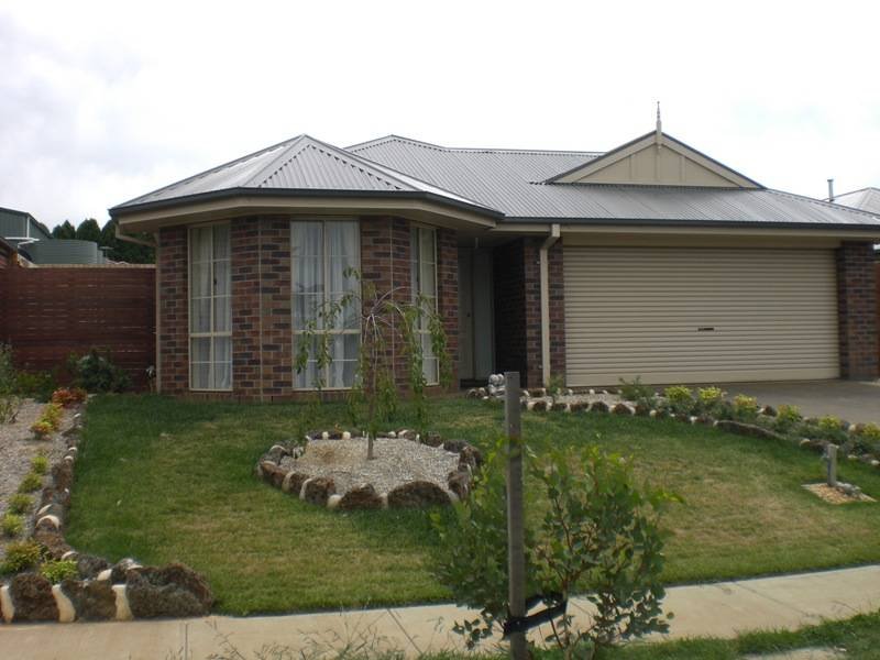 109 McNeilly Road, Drouin, Vic 3818 Property Details