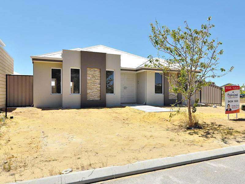 15 Leschenault Blvd, Munster, WA 6166 Property Details