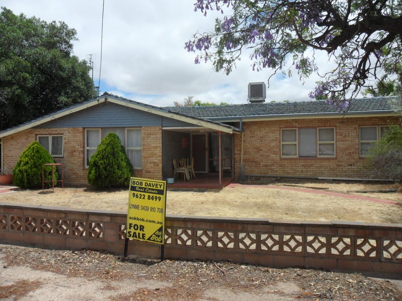 43 Bedford Street, Cunderdin, WA 6407