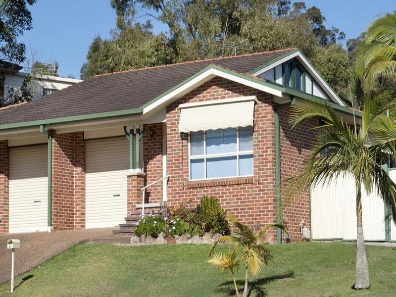 2/2 Lipton Close, Woodrising, NSW 2284 Property Details