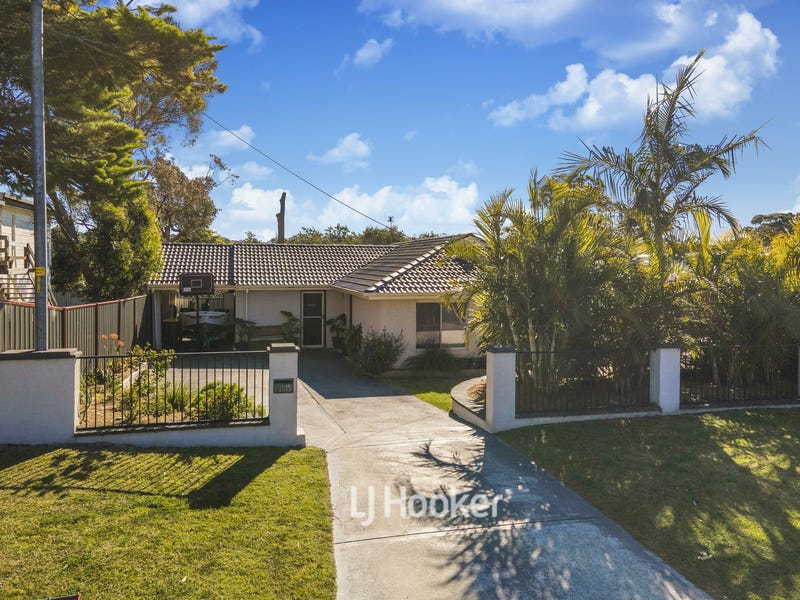 15 June Avenue, Basin View, NSW 2540