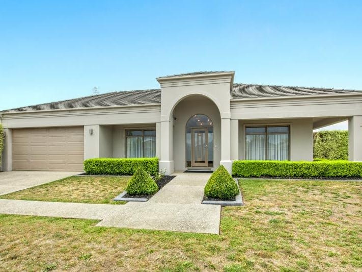 24 Belltower Avenue, Alfredton, Vic 3350 Property Details