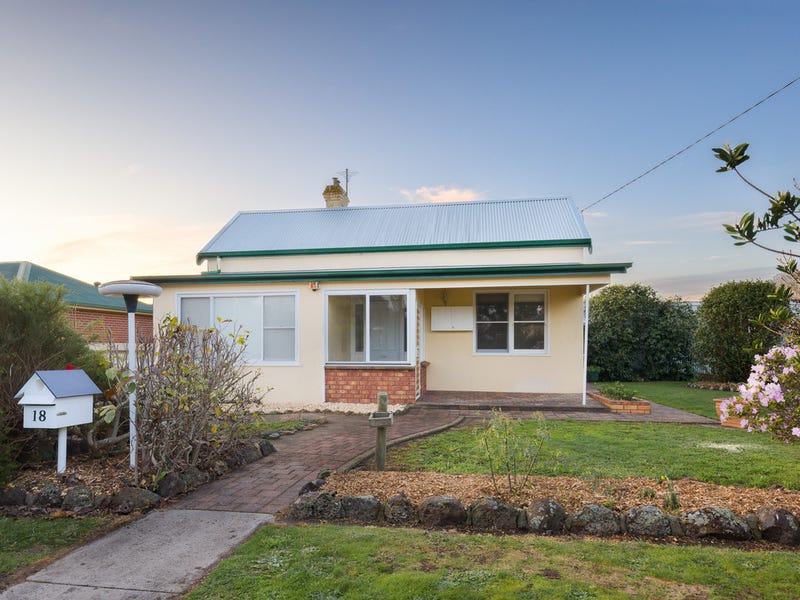 18 Thornton Street, Camperdown, VIC 3260