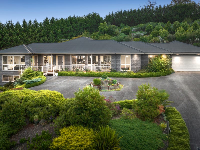 2832 Thomson Park Drive, Whittlesea, Vic 3757 House for Sale