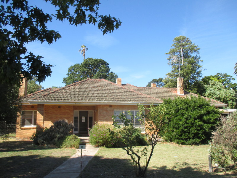 26 Mcmahon Street, St Arnaud, VIC 3478