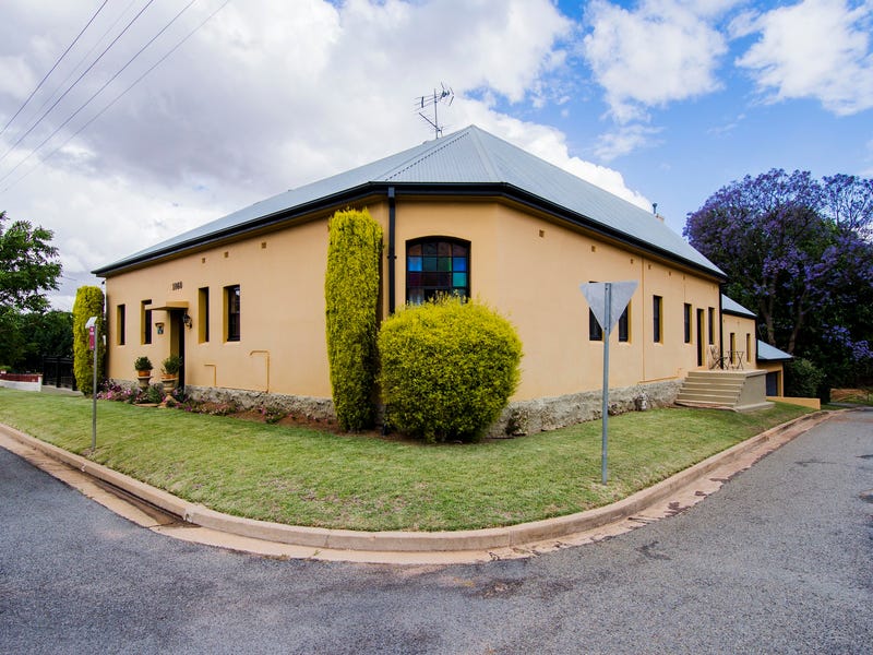 154 Larmer Street, Narrandera, NSW 2700 Property Details