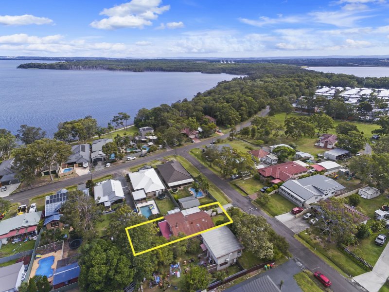 1 Koradji Avenue, Lake Munmorah, NSW 2259 House for Sale