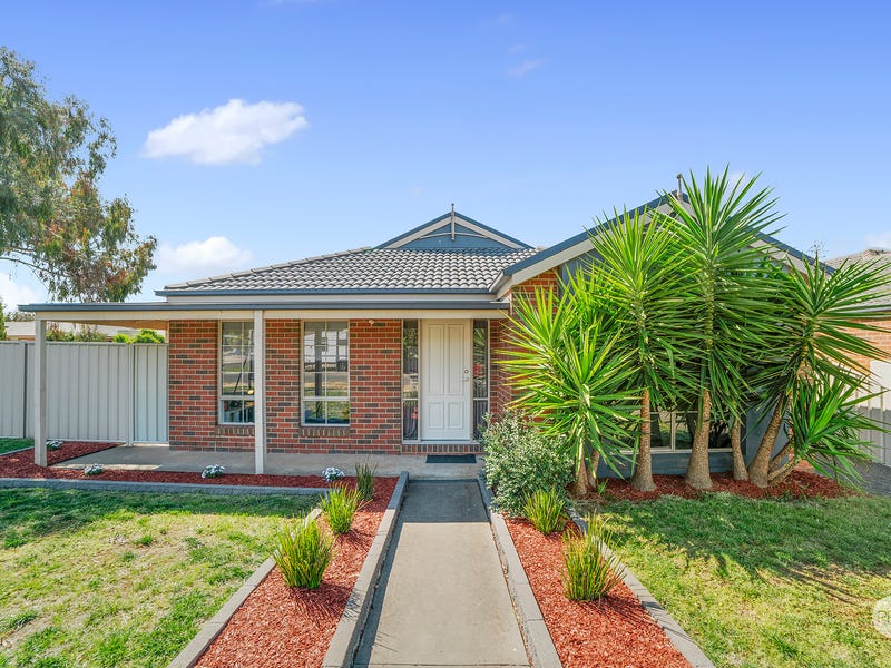 42 Peacock Drive, Epsom, VIC 3551
