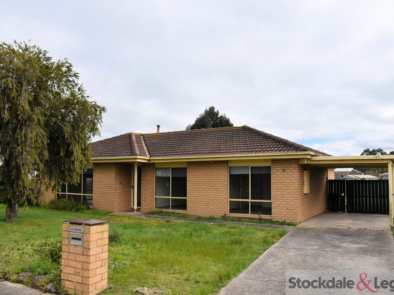 51 Dinwoodie Drive, Newborough, Vic 3825 Property Details