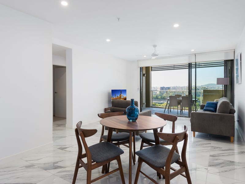 803/7074 Carl Street, Woolloongabba, QLD 4102