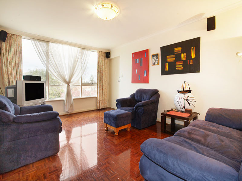 8/7 Mulgrave Street, Elsternwick, Vic 3185 Property Details