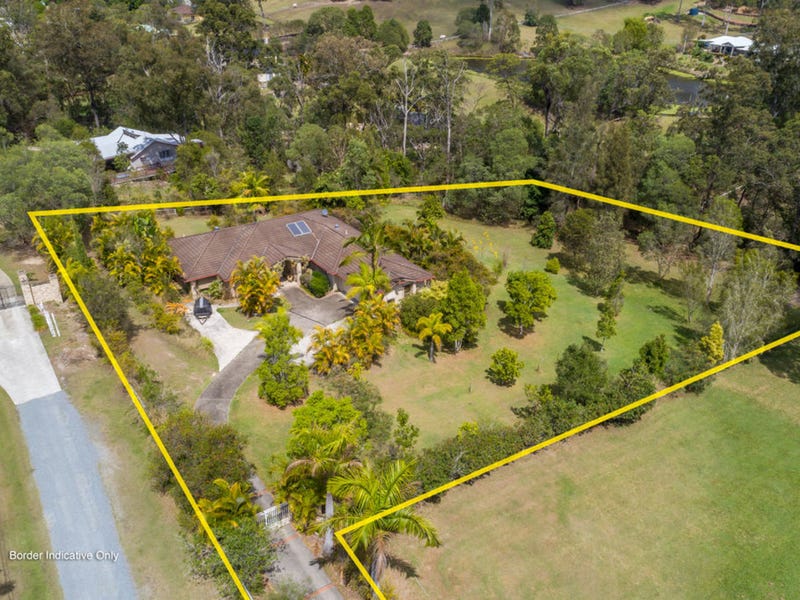 252 Crane Crescent, Nerang, Qld 4211 Property Details