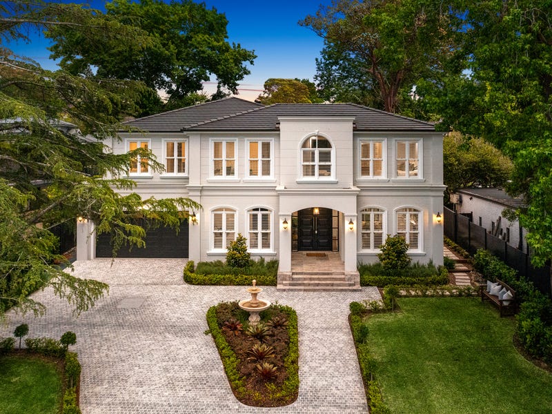 12 Romney Road, St Ives Chase, NSW 2075