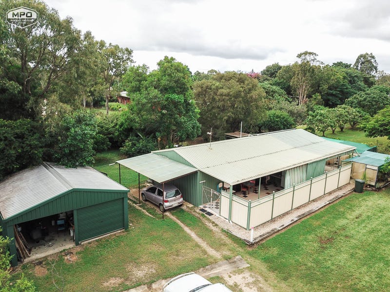 11 McIver Road, Mareeba, Qld 4880 Property Details