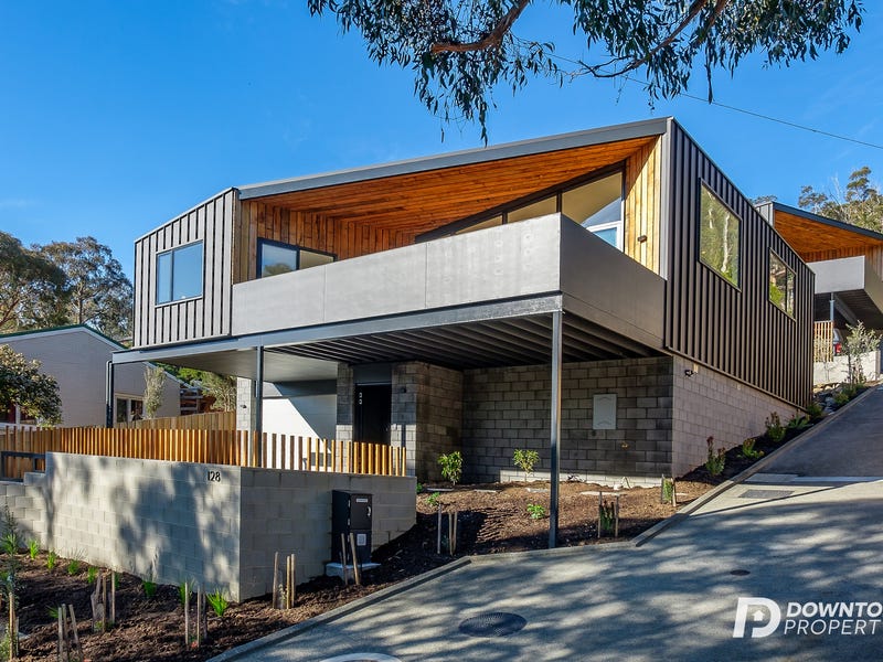 1/128 Strickland Avenue, South Hobart, Tas 7004 Townhouse for Sale