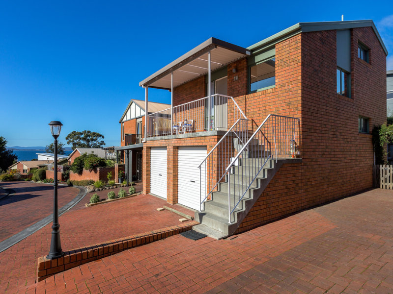 10/180 Roslyn Avenue, Blackmans Bay, TAS 7052