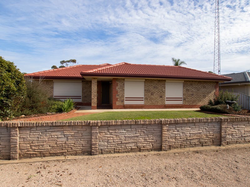 10 Moyle Street, Kadina, SA 5554 House for Sale