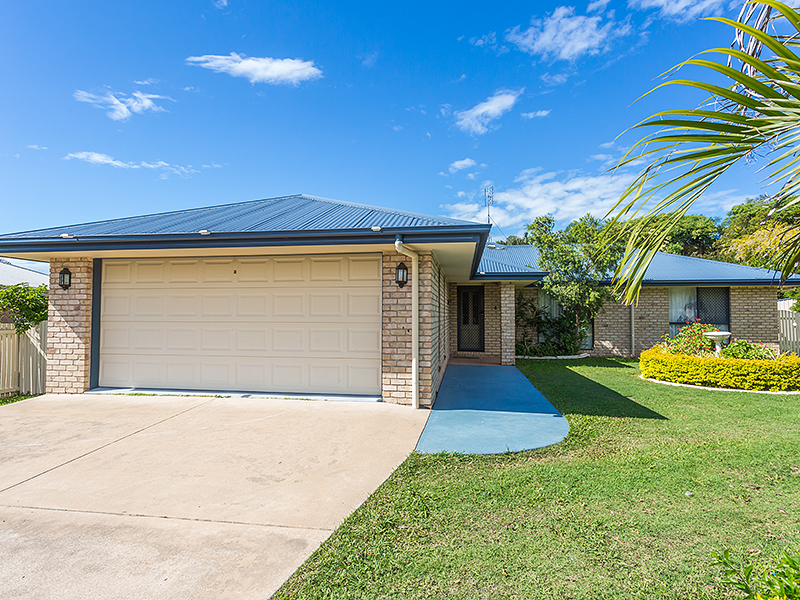3 Inverary Court, Southside, Qld 4570