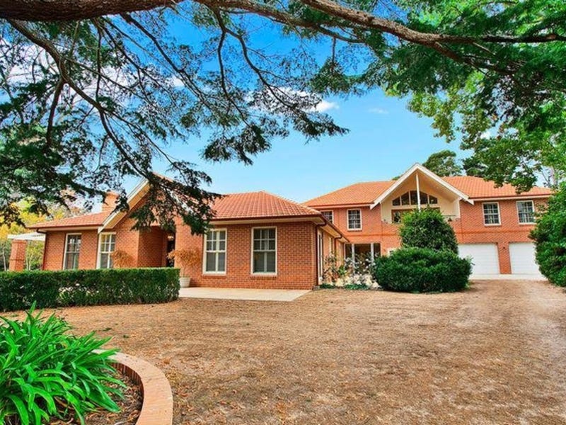 13 Sunninghill Avenue, Burradoo, NSW 2576 Property Details