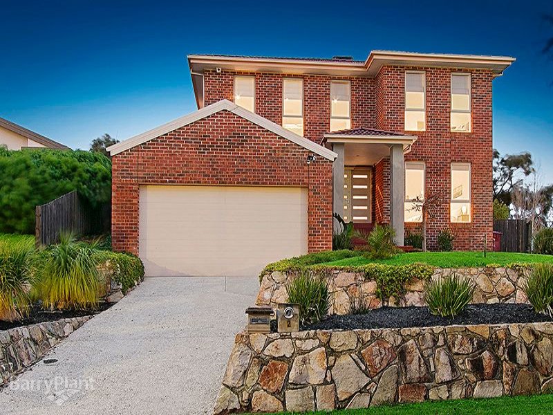 2 Allunga Parade, Berwick, Vic 3806 Property Details