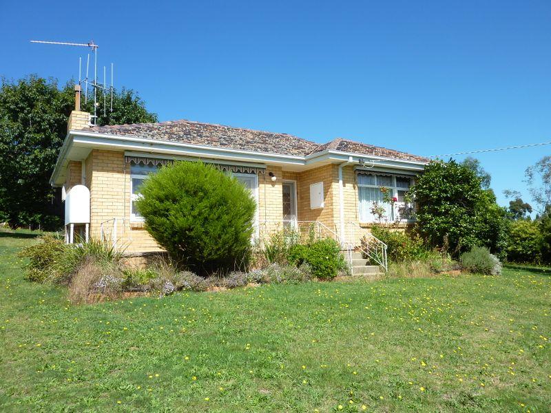 20 Gilchrist Avenue, Beechworth, VIC 3747