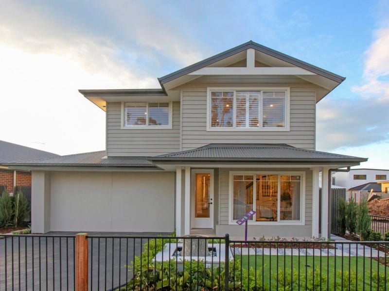 145 Emerald Hills Boulevard, Leppington, NSW 2179 Property Details