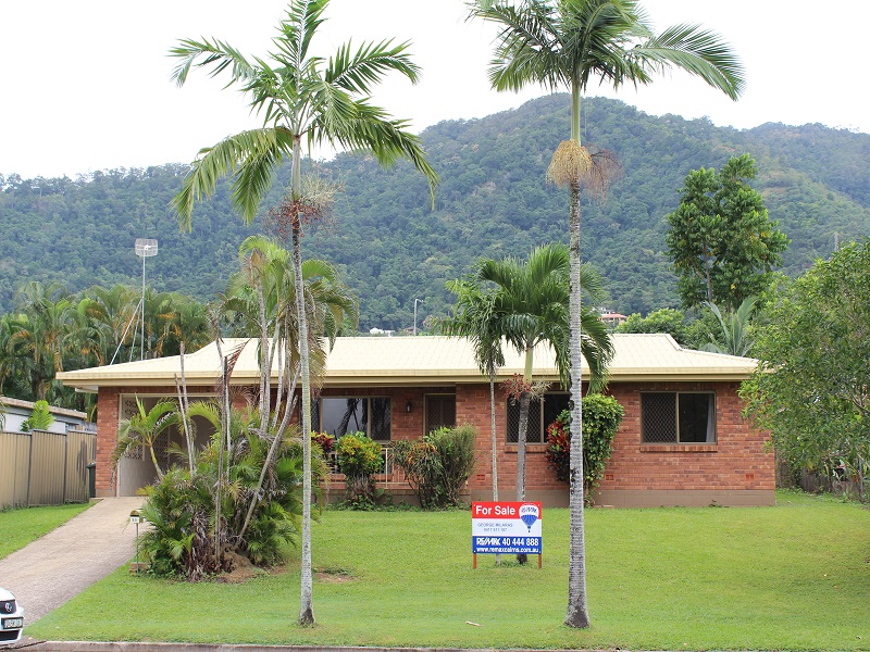 85 Carnation Drive, Mooroobool, Qld 4870