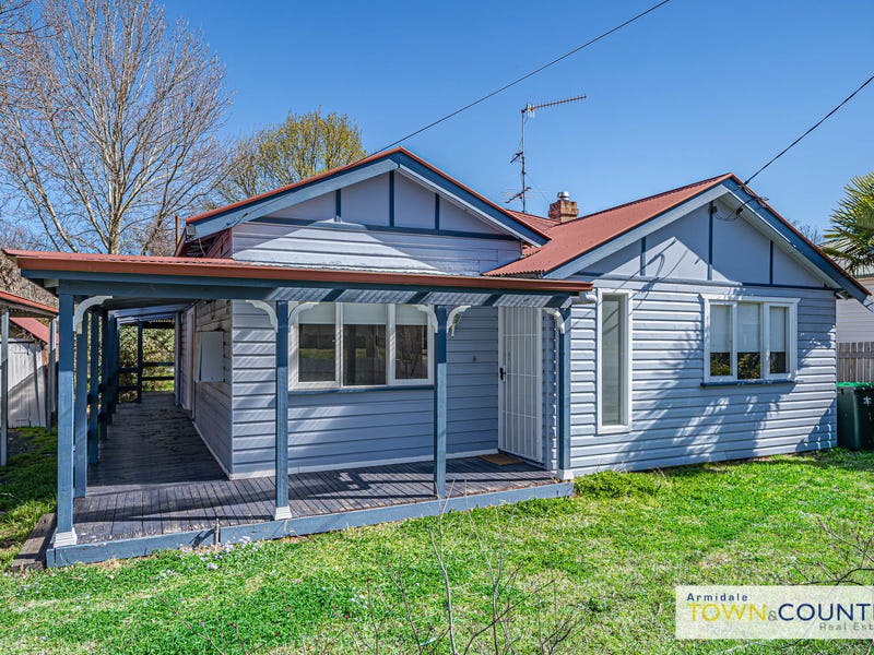 90 Donnelly Street, Armidale, NSW 2350